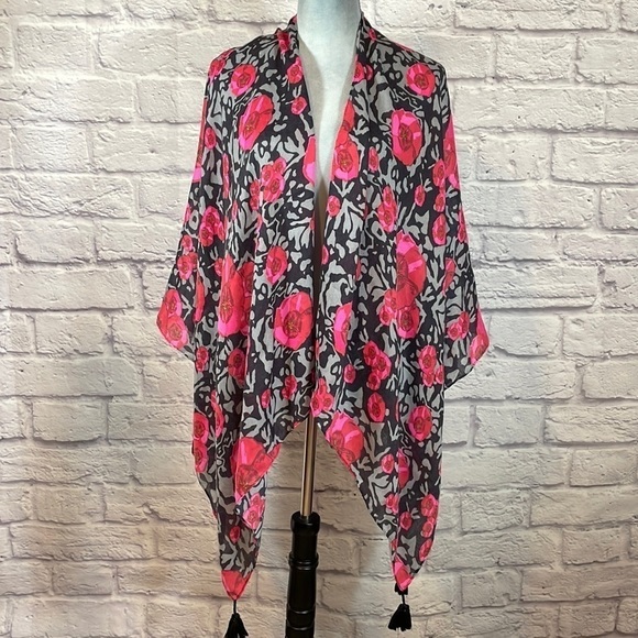 Floral wrap/scarf/kimono - Picture 1 of 12